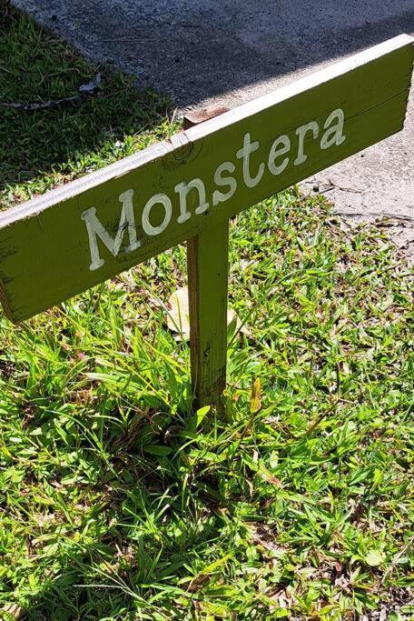 Monstera Bungalow, Spacious, King Bed, Big Kitchen Keaau Extérieur photo