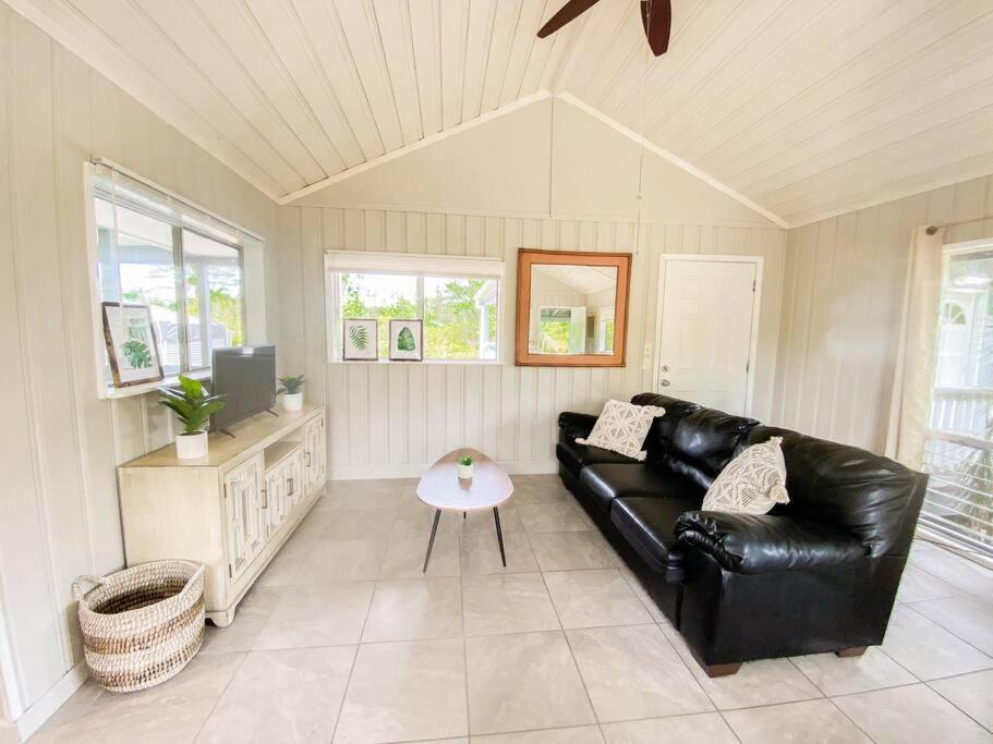 Monstera Bungalow, Spacious, King Bed, Big Kitchen Keaau Extérieur photo